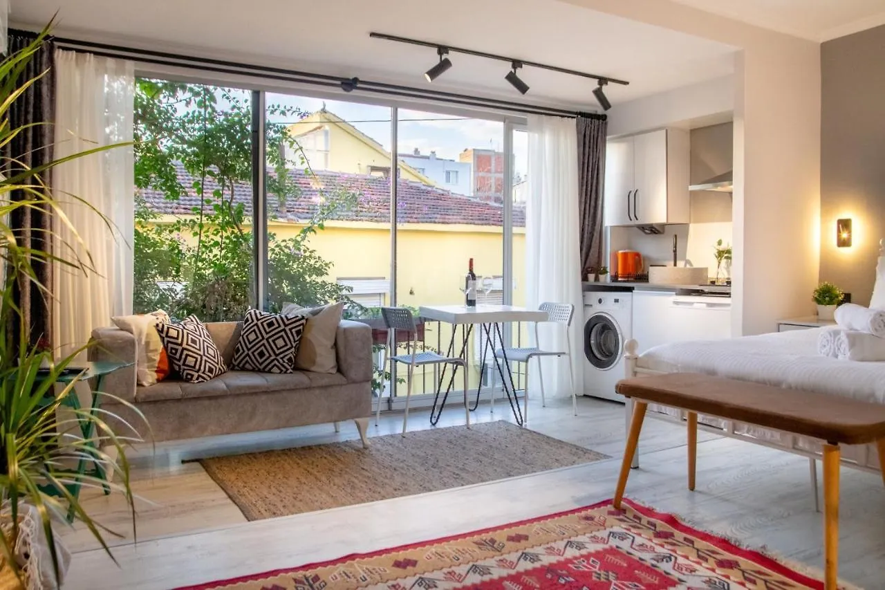 Invigorating Studio Flat Near Kordon In Alsancak Apartment Izmir Turkey