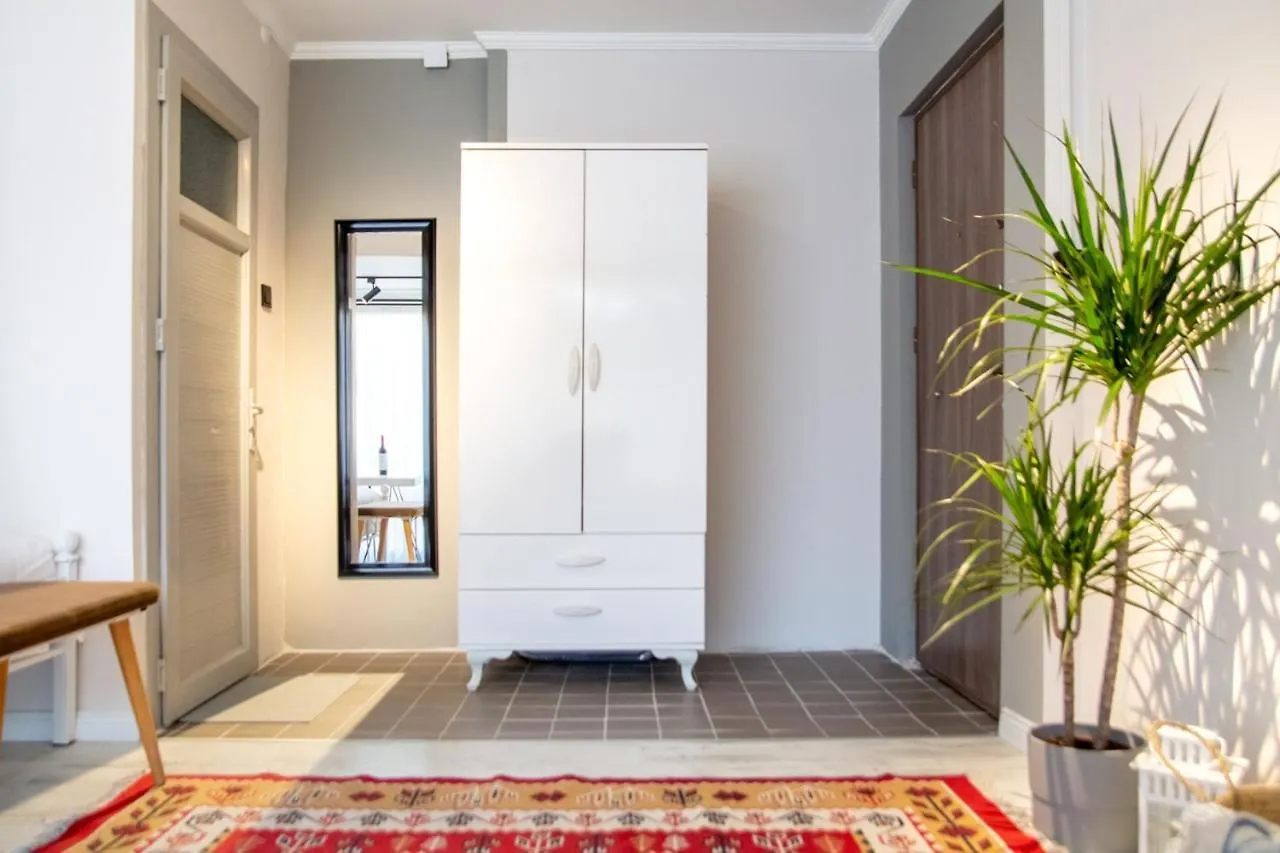 Invigorating Studio Flat Near Kordon In Alsancak Apartment Izmir 0*,